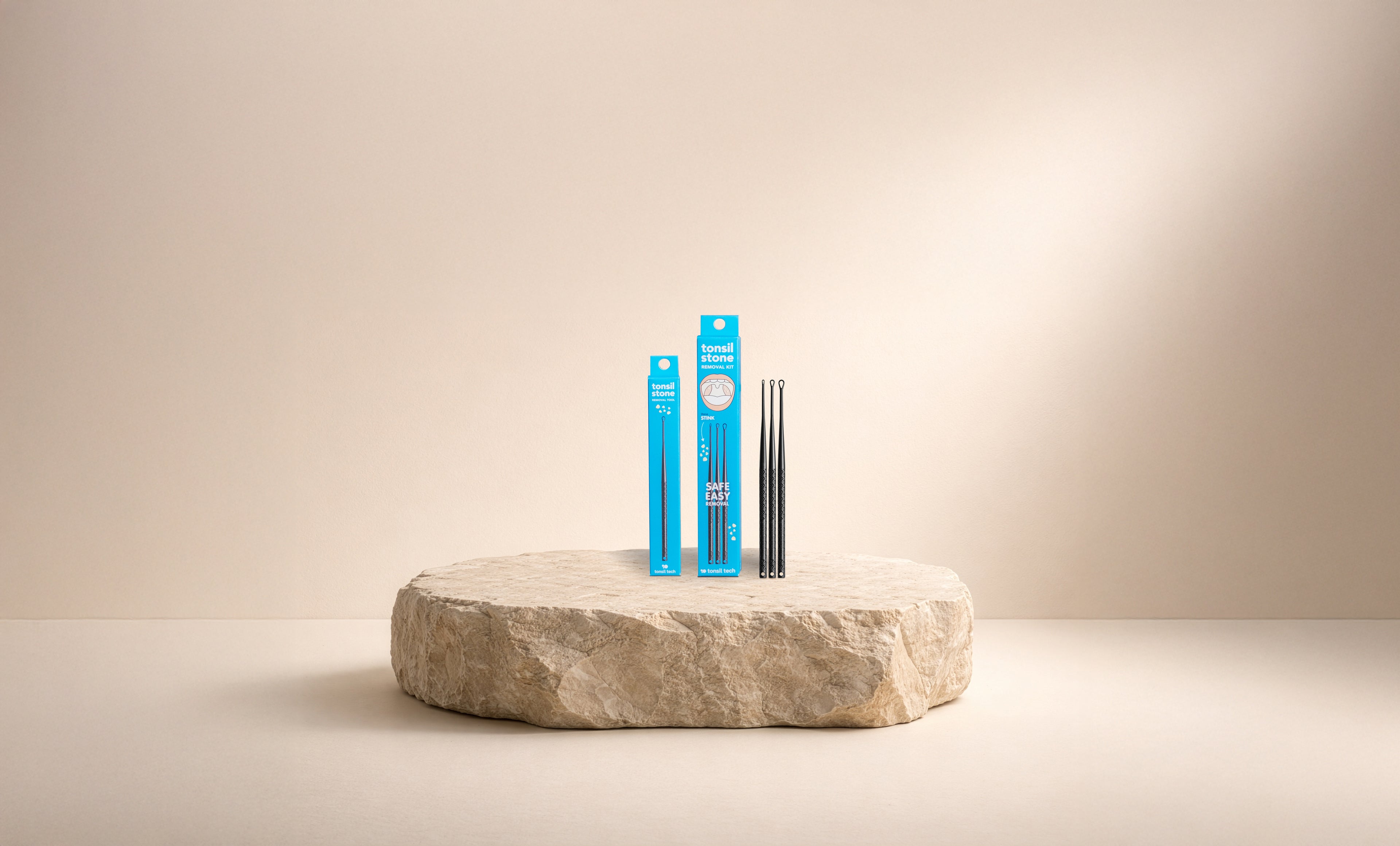 Tonsil stone removal kit designed for safe at-home use